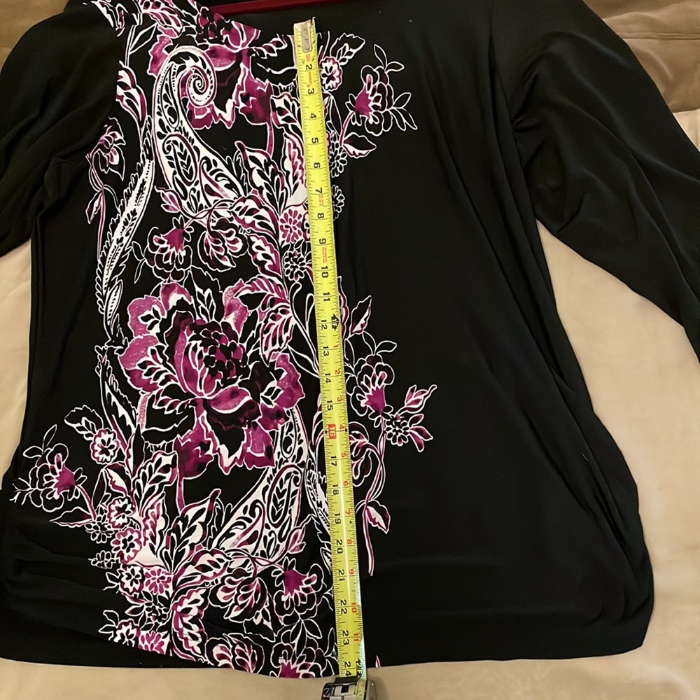 Black blouse - Picture 5 of 5